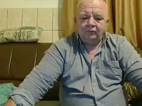 fullballs6 online show from March 3, 2:47 am