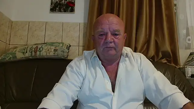 fullballs6 online show from September 24, 12:36 am