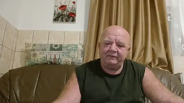 fullballs6 online show from September 30, 1:54 am