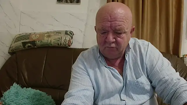 fullballs6 online show from December 3, 3:03 am