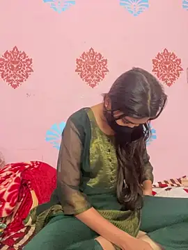 Snapshot of ks536191 chatting on February 9, 5:11 am ks536191 online show from February 9, 5:11 am