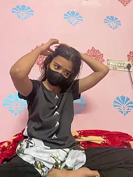 Snapshot of ks536191 chatting on February 12, 5:24 am ks536191 online show from February 12, 5:24 am