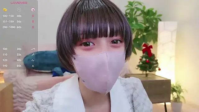 Snapshot of cohaku_329 chatting on December 17, 12:00 pm cohaku 329 online show from December 17, 12:00 pm