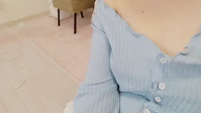 Snapshot of cohaku_329 chatting on January 28, 11:17 am cohaku 329 online show from January 28, 11:17 am