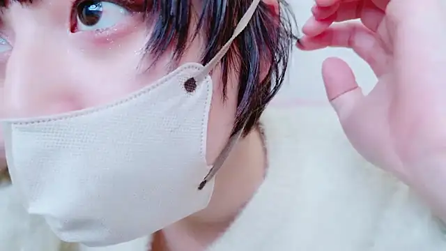 Snapshot of cohaku_329 chatting on February 27, 2:10 pm cohaku 329 online show from February 27, 2:10 pm