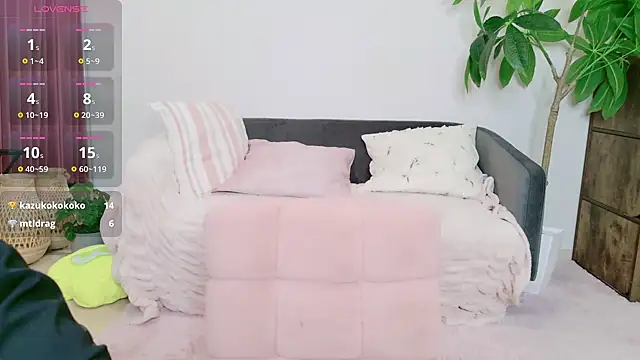 Snapshot of cohaku_329 chatting on November 9, 12:14 pm cohaku 329 online show from November 9, 12:14 pm