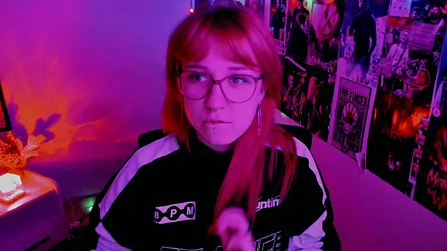 Rudy 02 online show from September 20, 5:25 pm