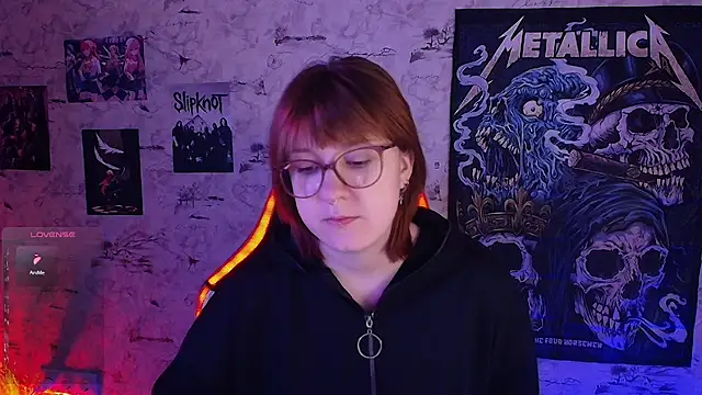 Rudy 02 online show from April 8, 1:00 pm