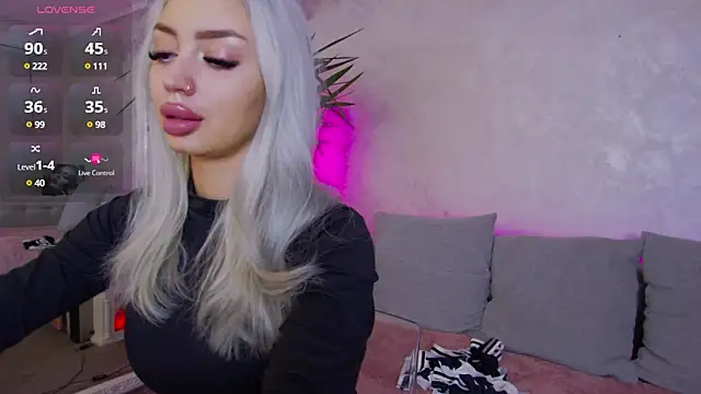 BambiAndAyline online show from January 16, 4:07 am