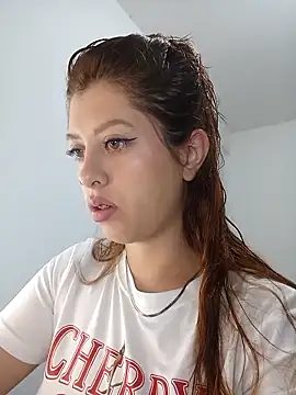 nix white online show from February 21, 12:38 am