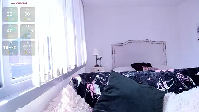 HannaKim online show from December 20, 5:40 pm