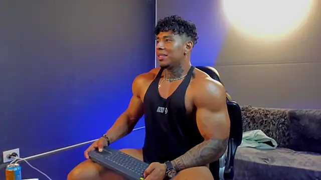 bradley smith online show from November 5, 9:53 am