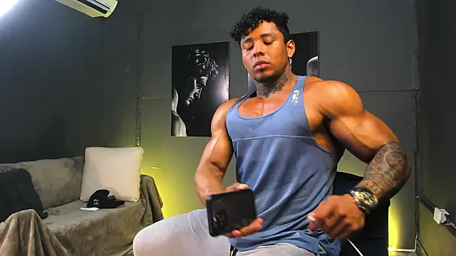 bradley smith online show from February 14, 11:56 pm