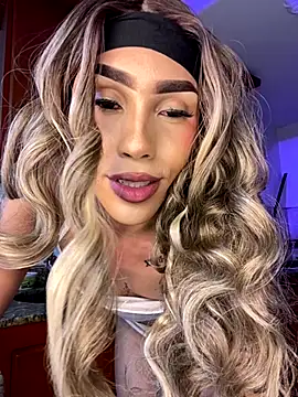 Ambarhilton online show from January 7, 11:40 pm