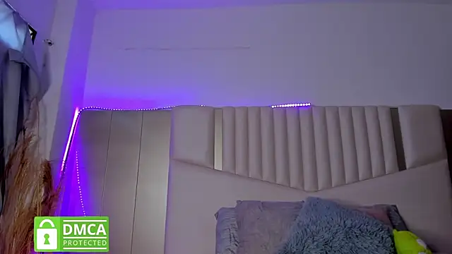 queen angelique online show from January 23, 9:50 pm