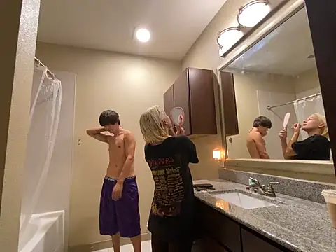 girlfriendmissy online show from January 15, 8:05 pm