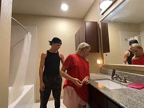 girlfriendmissy online show from February 14, 7:23 pm