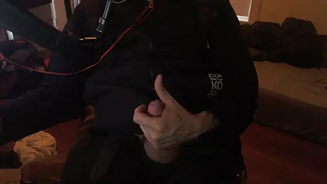 Snapshot of chicostick413 chatting on March 13, 9:48 pm chicostick413 online show from March 13, 9:48 pm