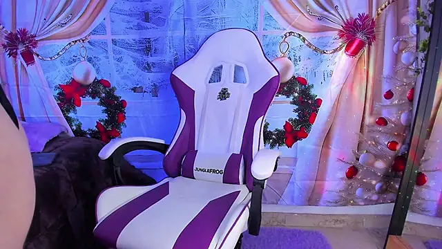 GilaKat online show from December 3, 5:09 am