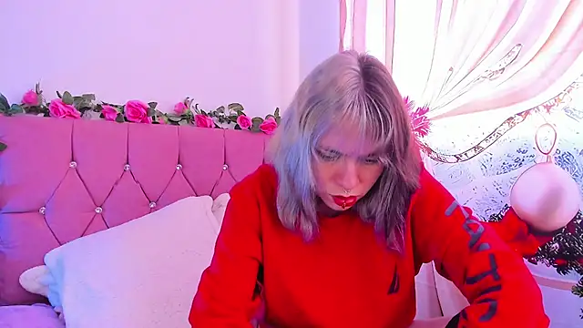 GilaKat online show from December 5, 12:22 pm