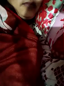 Snapshot of SAXYTannuja chatting on January 28, 6:39 pm SAXYTannuja online show from January 28, 6:39 pm