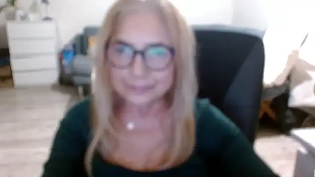 sofia xkiss online show from February 11, 6:01 pm