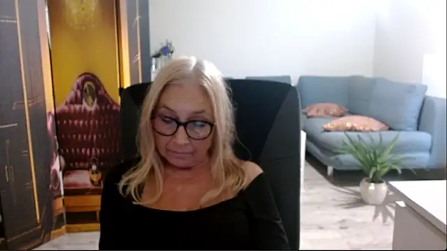 sofia xkiss online show from September 18, 2:19 pm