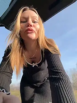 justmila online show from December 1, 12:32 pm