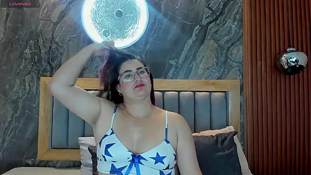 BellaPeers  online show from October 26, 12:11 pm