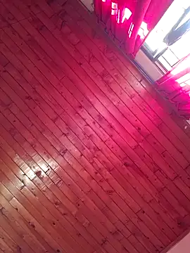      sams online show from April 8, 9:04 pm