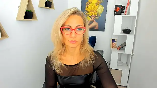 MuseOfStage online show from October 6, 8:45 am