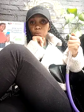 Shria107 online show from February 15, 10:47 am