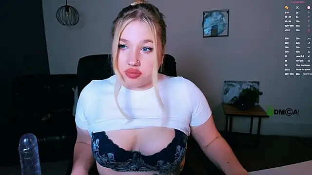 juli kisss online show from January 3, 11:12 pm