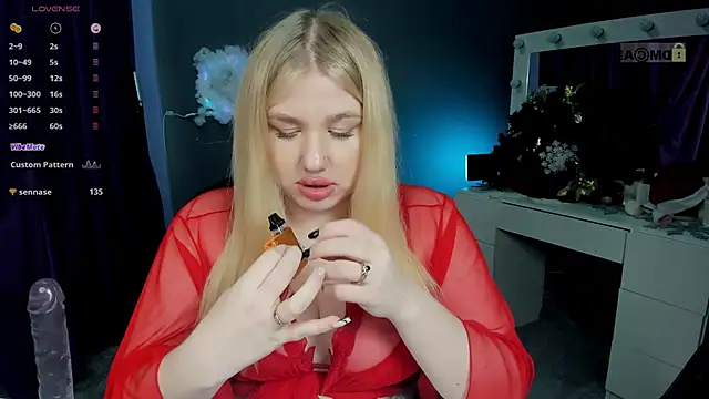 juli kisss online show from January 10, 1:53 am