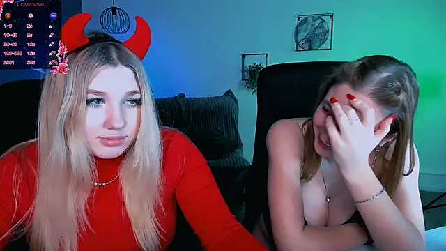 juli kisss online show from February 9, 5:29 am