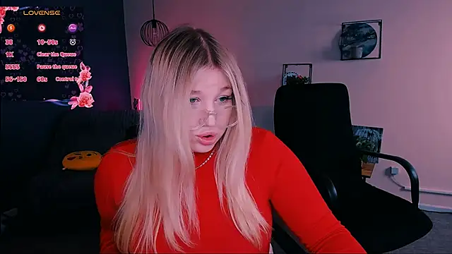 juli kisss online show from February 28, 2:31 am