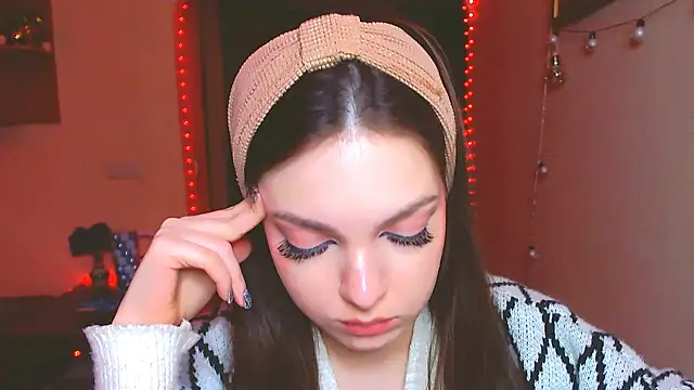 miss merciless  online show from December 19, 6:56 pm