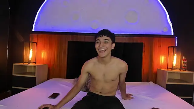 Austin Cardieff online show from March 8, 5:38 am