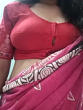 Snapshot of wild_bong_queen chatting on March 11, 11:01 am wild bong queen online show from March 11, 11:01 am