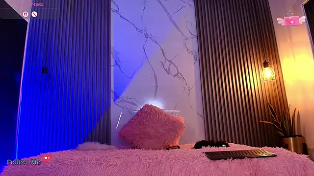 Iamvictoria06 online show from October 18, 8:20 pm