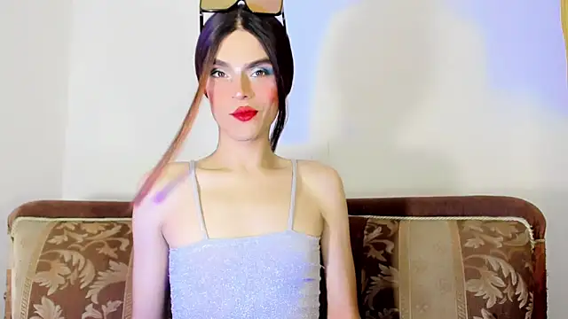 TatiGil online show from October 4, 4:10 am