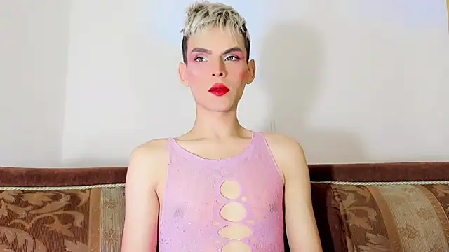 TatiGil online show from October 12, 2:21 am