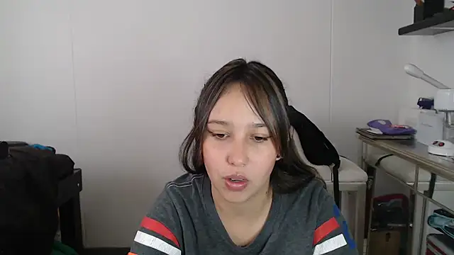 Skarlet Adams28 online show from March 8, 5:11 pm