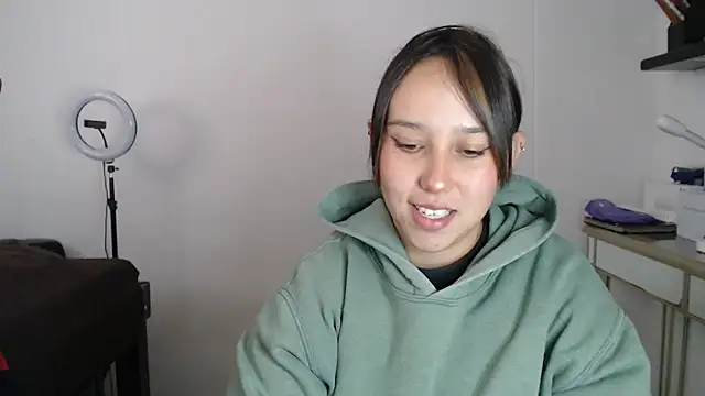 Skarlet Adams28 online show from March 15, 5:59 pm