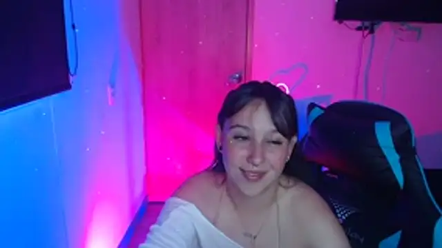 Skarlet Adams28 online show from March 30, 10:00 pm