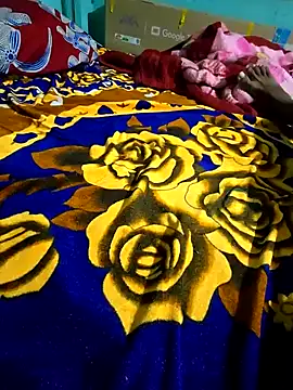 Snapshot of hotbaby_5 chatting on December 16, 9:35 am hotbaby 5 online show from December 16, 9:35 am