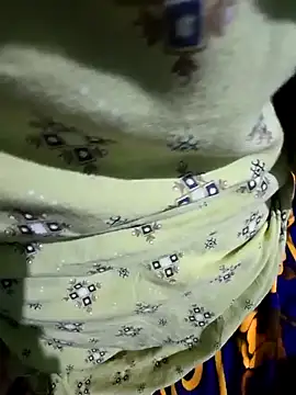 Snapshot of hotbaby_5 chatting on January 2, 12:03 pm hotbaby 5 online show from January 2, 12:03 pm