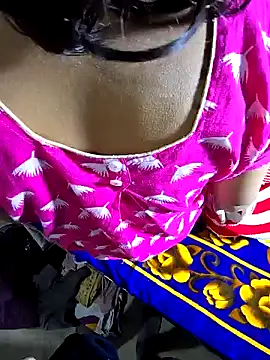 Snapshot of hotbaby_5 chatting on January 19, 2:36 am hotbaby 5 online show from January 19, 2:36 am