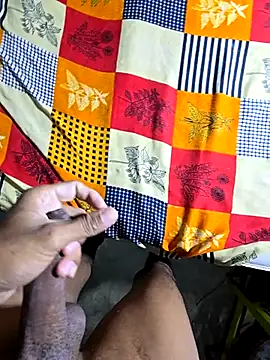 Snapshot of hotbaby_5 chatting on February 14, 3:33 am hotbaby 5 online show from February 14, 3:33 am