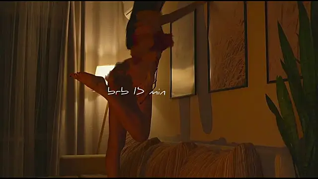 wowmolly online show from November 1, 9:44 am